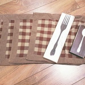 Primitive placemats